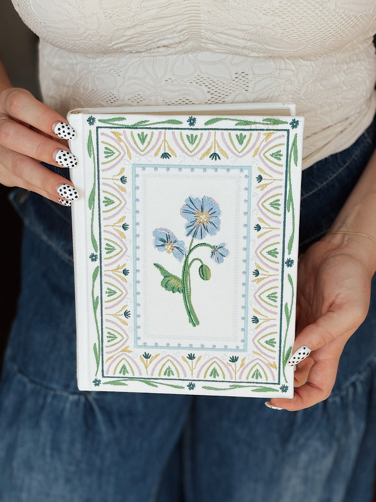NLT Notetaking Bible Lisbon Theme