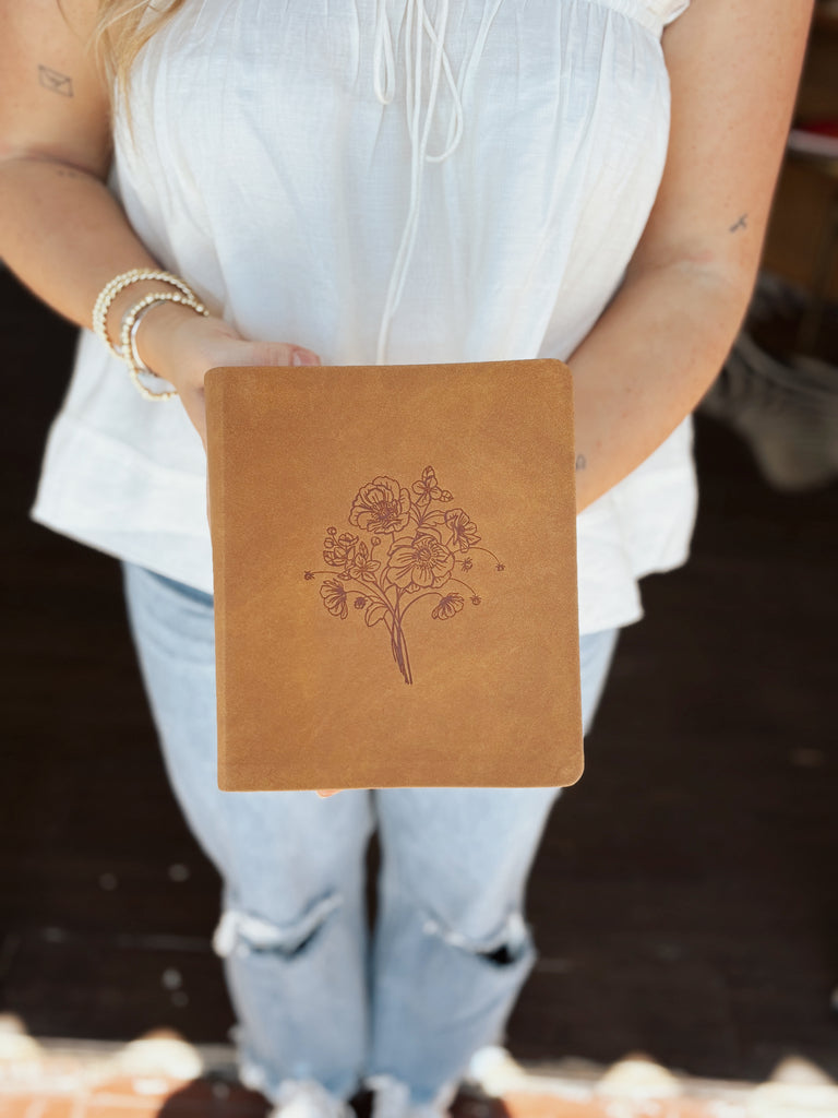 5-Year Prayer Journal - Amelia Theme