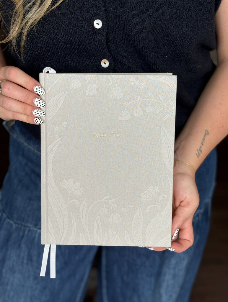 Draw Near - A Companion Journal For Prayer And Study
